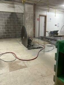 Chantier indoor Sciage Fa-béton